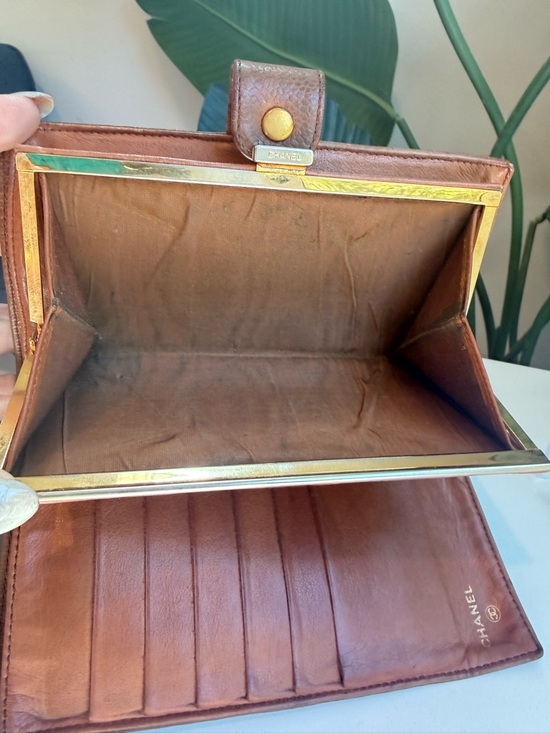 Chanel Caviar Brown Leather Wallet’ - Picture 7 of 7